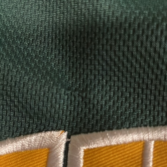 Stitches Genuine Merchandise Oakland Athletics MLB Shirt - Picture 5 of 5